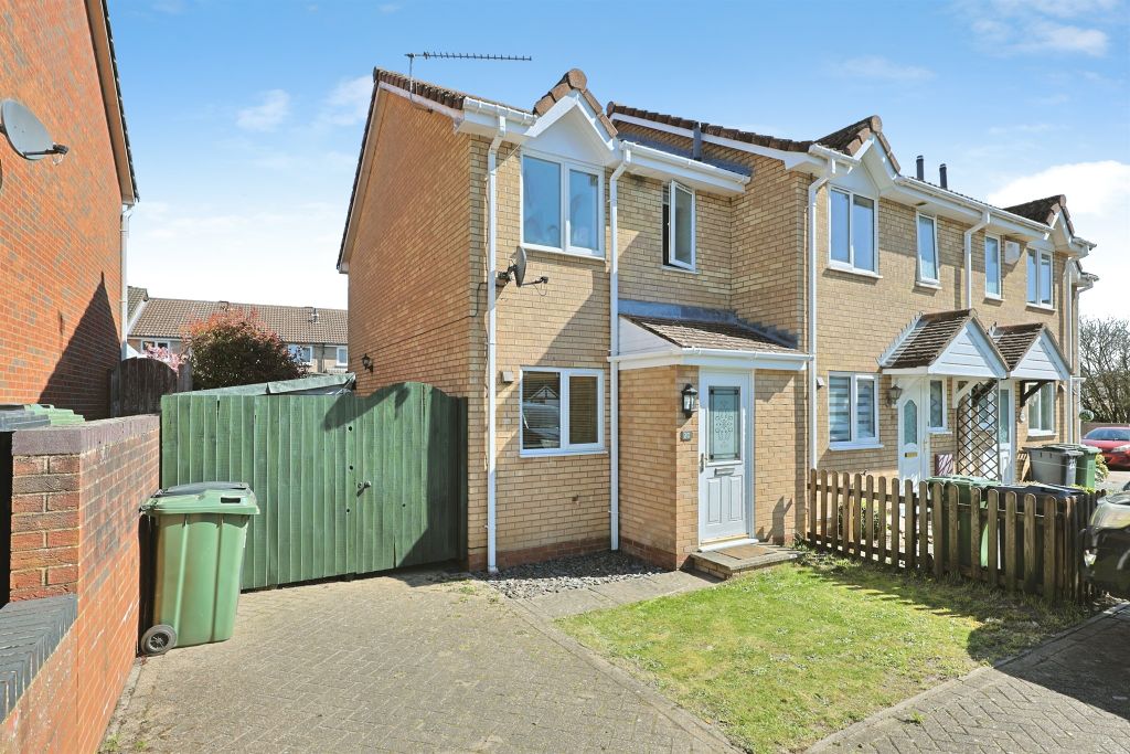 Property photo 1 of 18