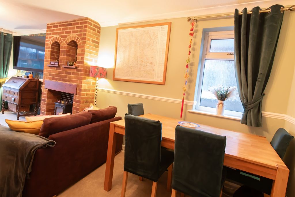 Property photo 3 of 16 Image 2