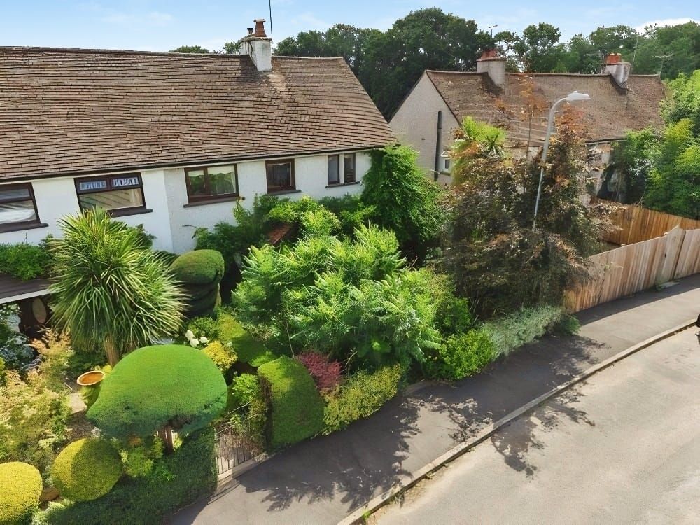 Property photo 1 of 16