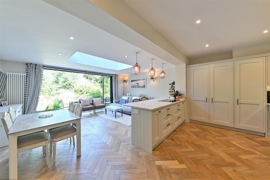 Property photo 1 of 29 Kitchen