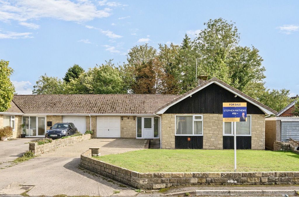 Property photo 1 of 19