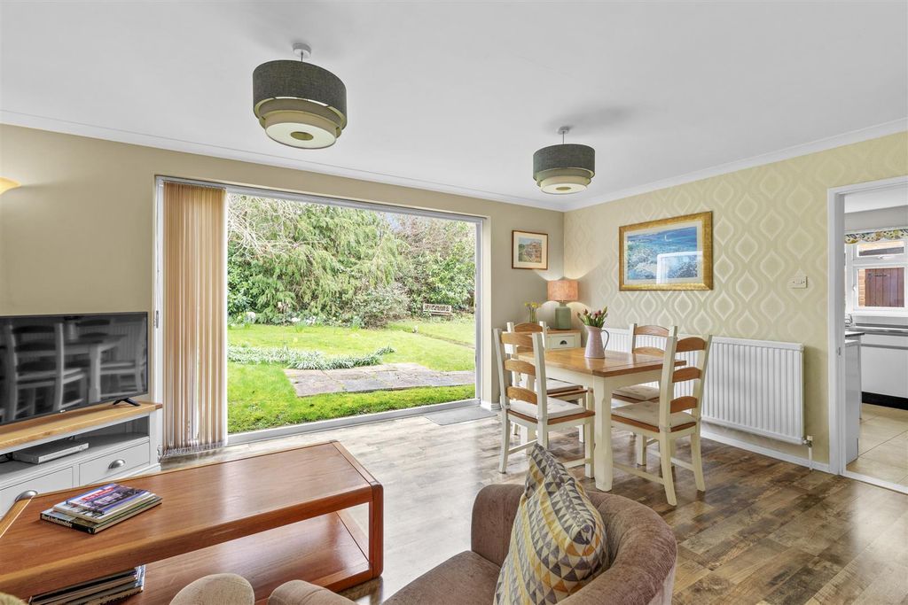 Property photo 3 of 13 Dining/Reception