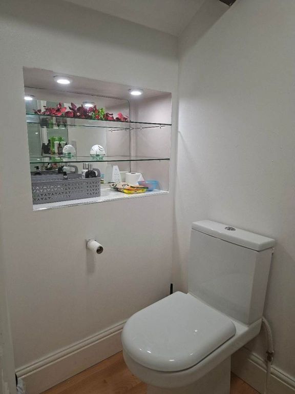 Property photo 2 of 4