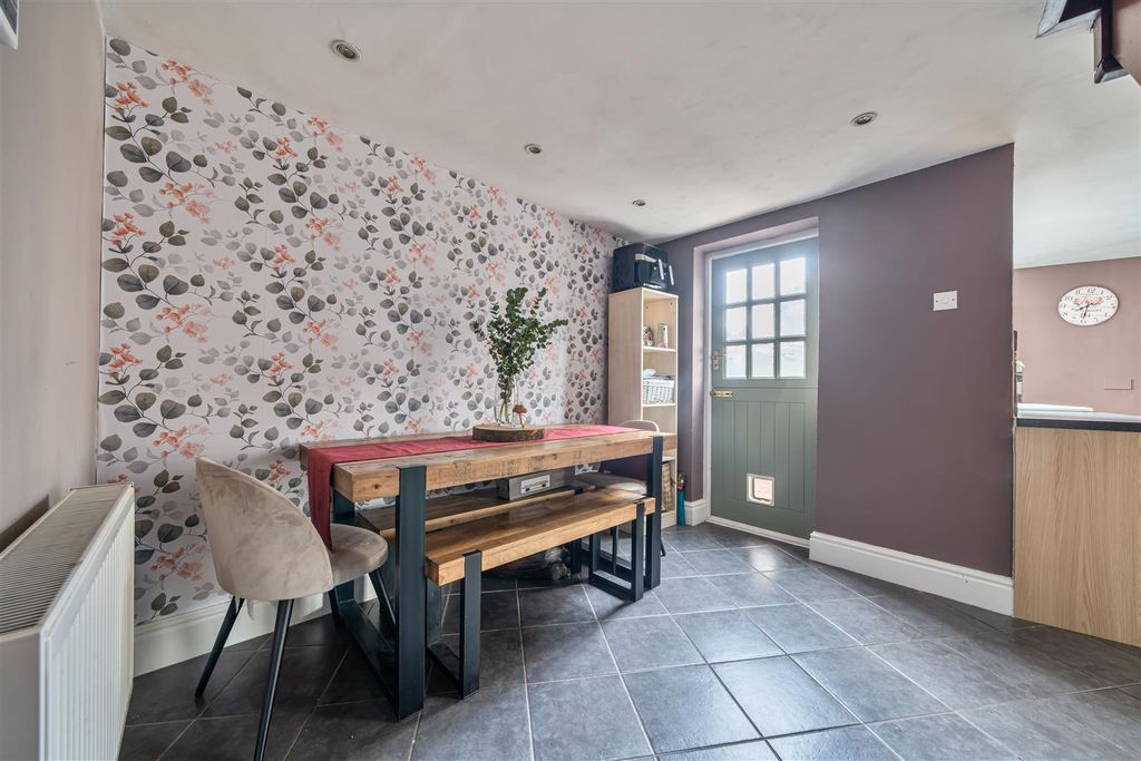 Property photo 3 of 16 Dining Room