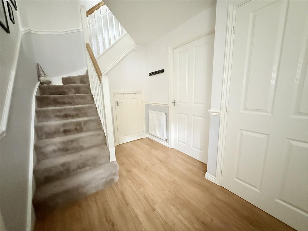 Property photo 3 of 26