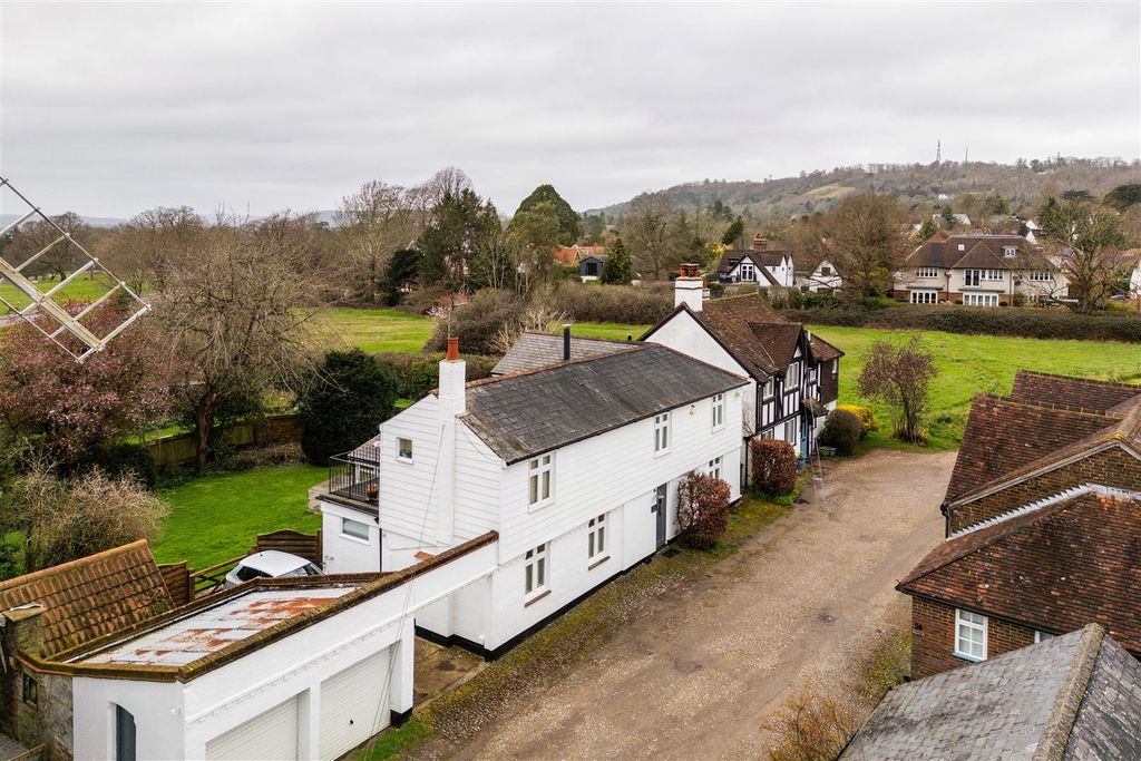 Property photo 3 of 20