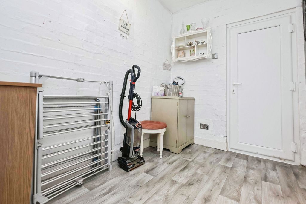 Additional image 9 of 4 bed terraced house for saleWoodward Road, Pershore WR10