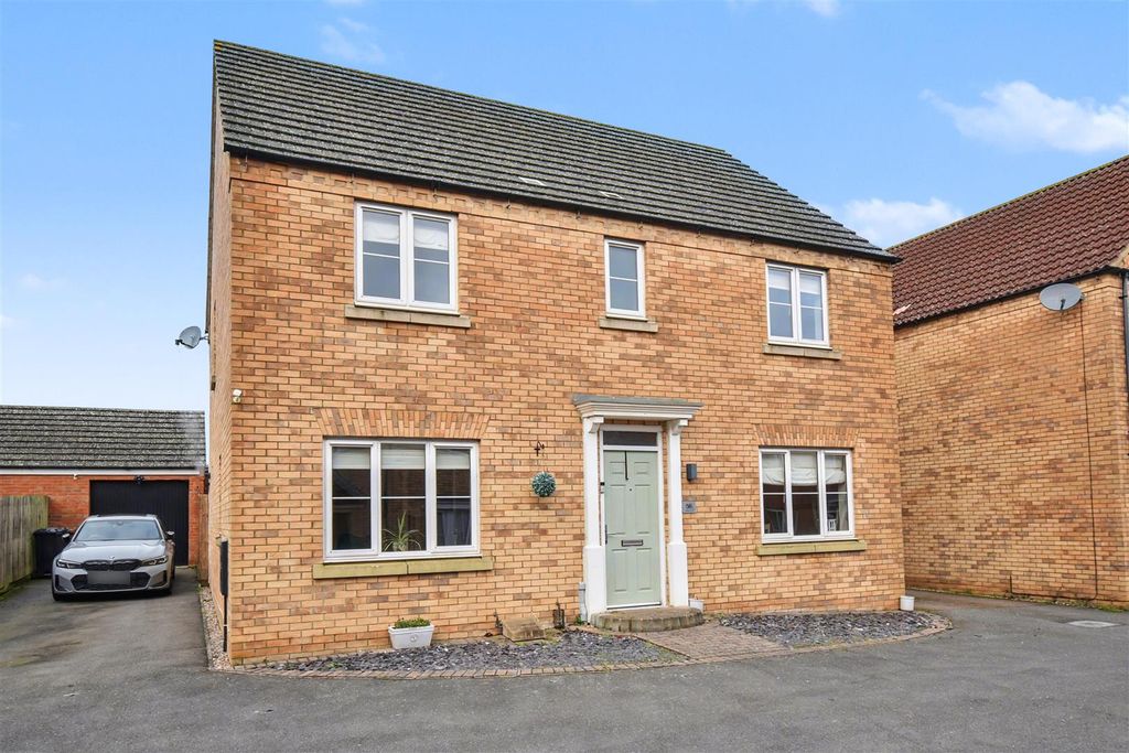 Property photo 1 of 22 Front