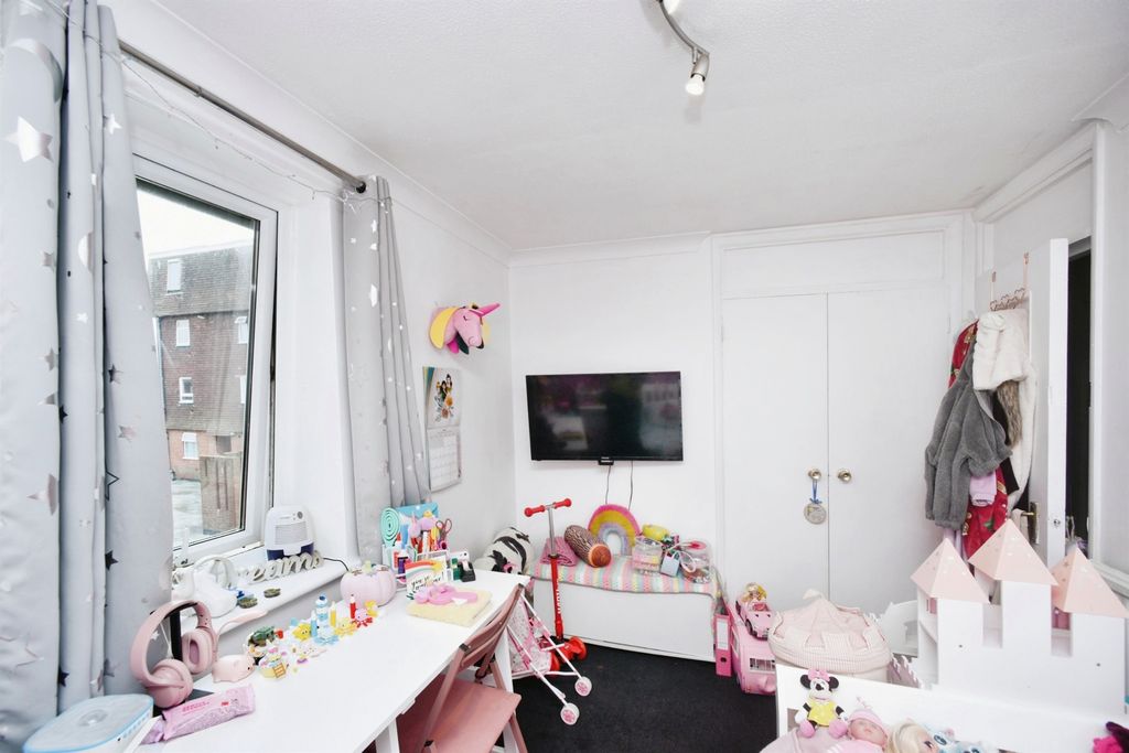 Additional image 7 of 2 bed flat for saleBalcombe Road, Peacehaven BN10