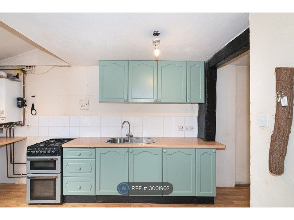 Property photo 3 of 21