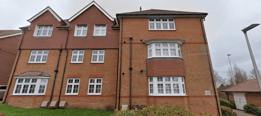 Property photo 1 of 9