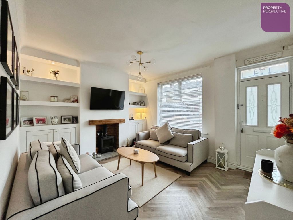 Property photo 2 of 19 Living Room