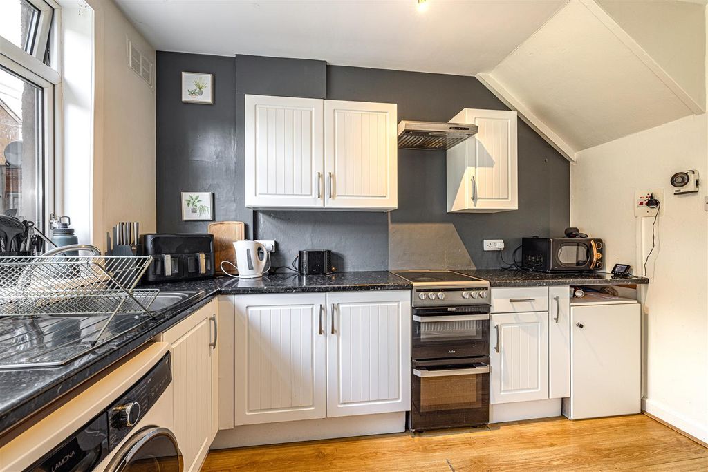 Property photo 3 of 20 4 Forest Road Galashiels 13.Jpg