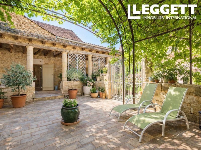 Property photo 3 of 10