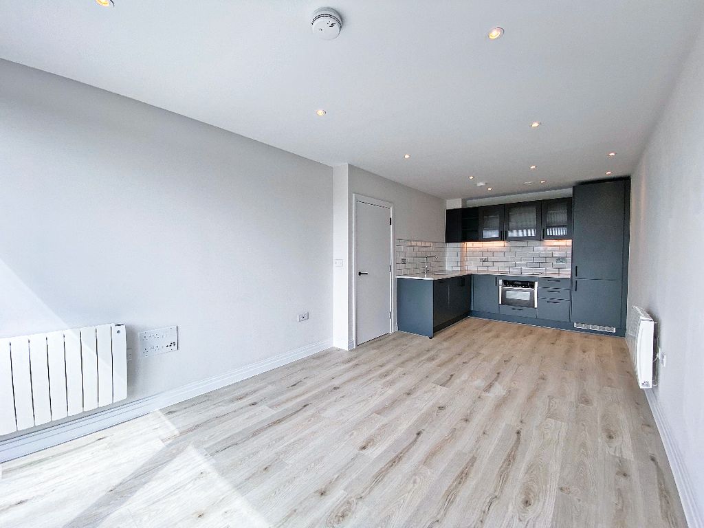 Property photo 3 of 12 3