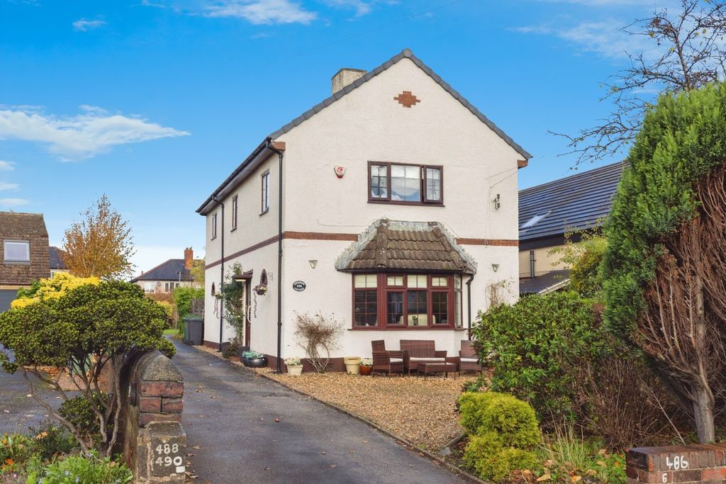 Property photo 1 of 21