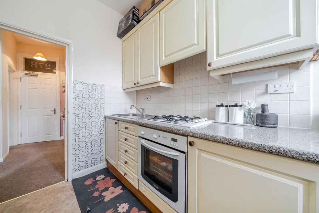Property photo 3 of 9 1483102-6-6A44Db6...