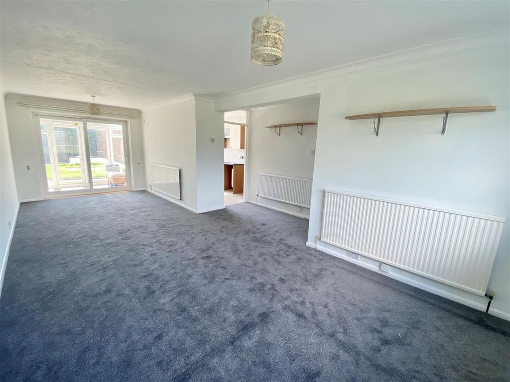 Property photo 3 of 13 7.Jpg