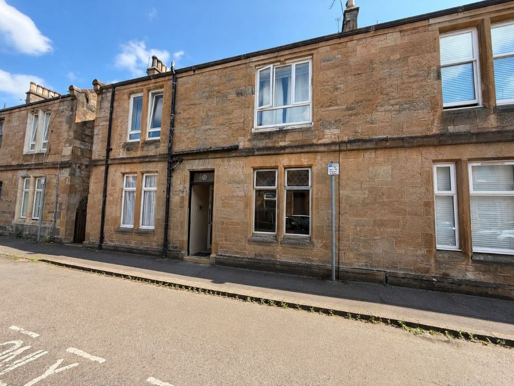 Property photo 1 of 10