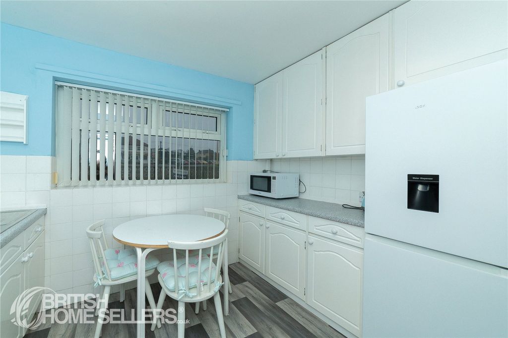 Property photo 3 of 19 Picture No. 21