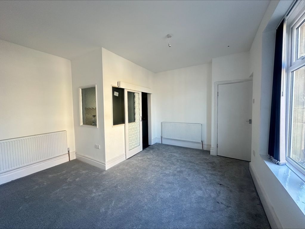 Property photo 2 of 11 Bedroom 1