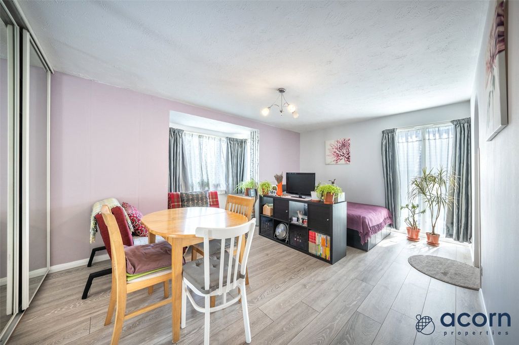 Property photo 2 of 10 Picture No. 08