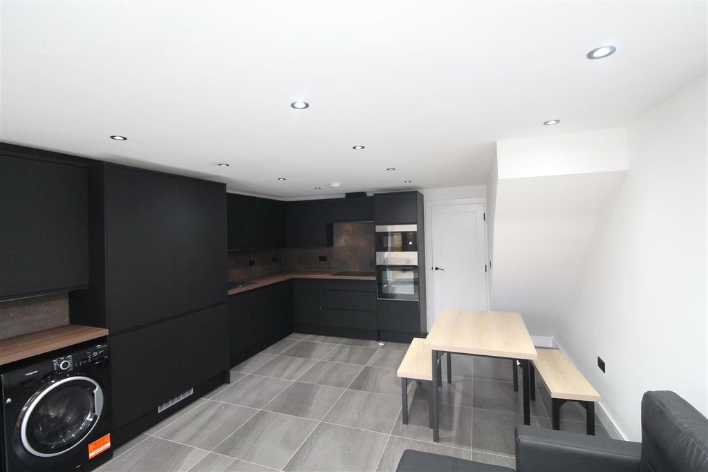 Property photo 1 of 13 Wyeverne 1.Jpg