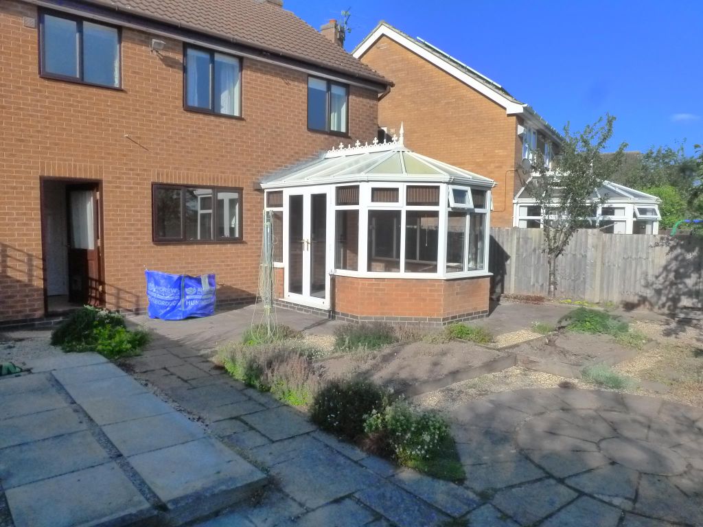Property photo 3 of 13 Garden