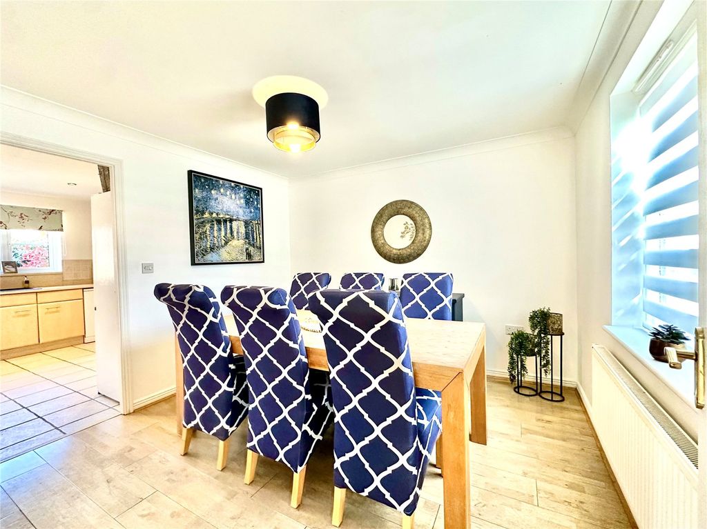 Property photo 3 of 11 Picture No. 08