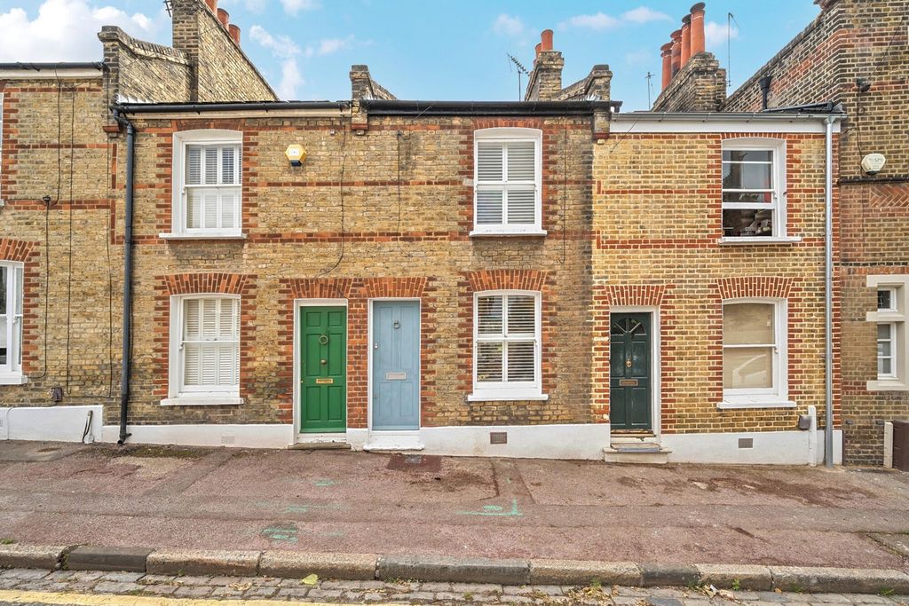 Property photo 1 of 18 1477813-3-6A2c0A5...