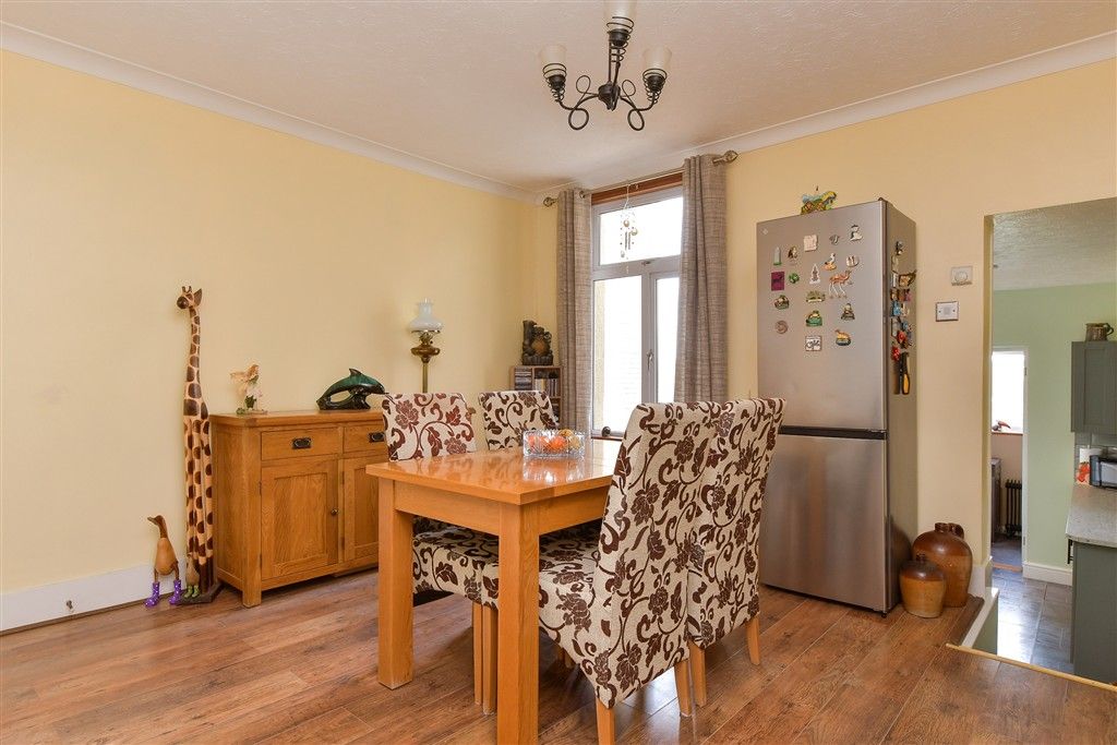 Property photo 3 of 10 Dining Room