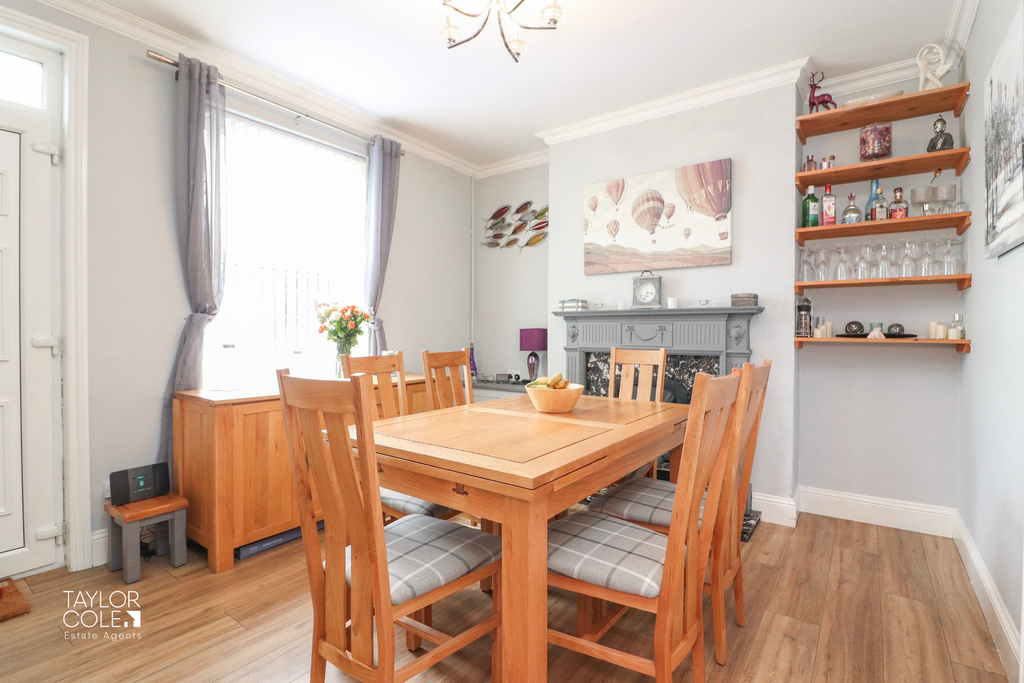 Property photo 3 of 21 3