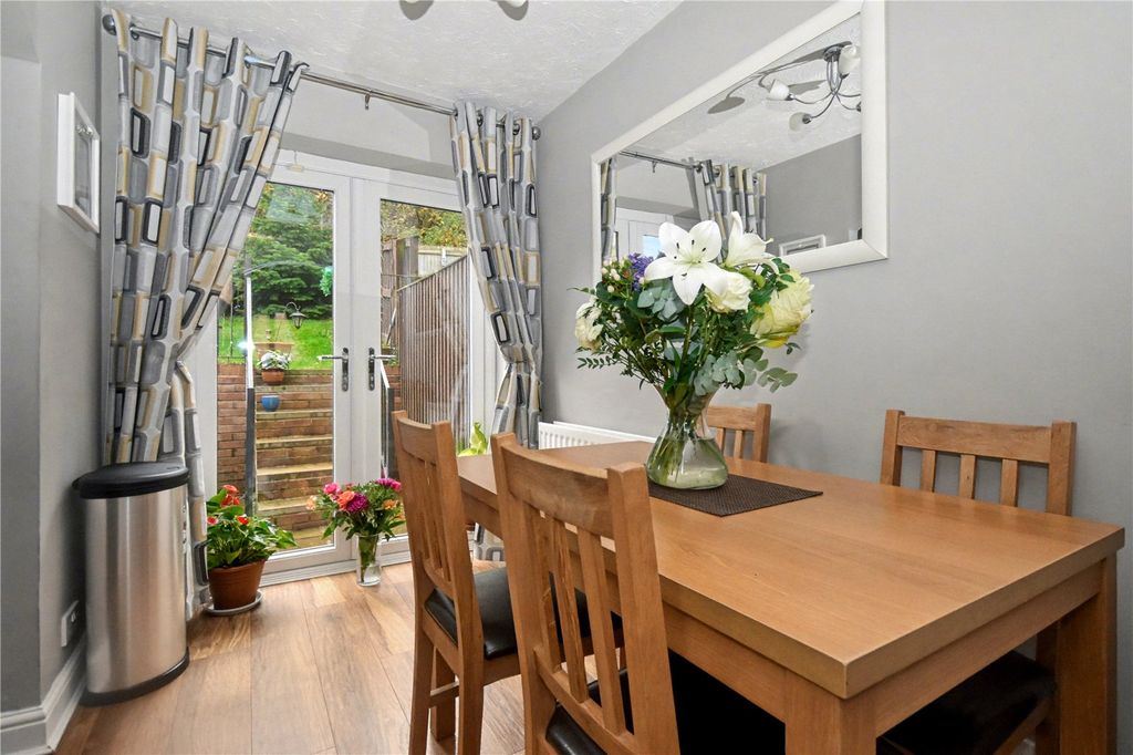 Property photo 3 of 17 Picture No. 13