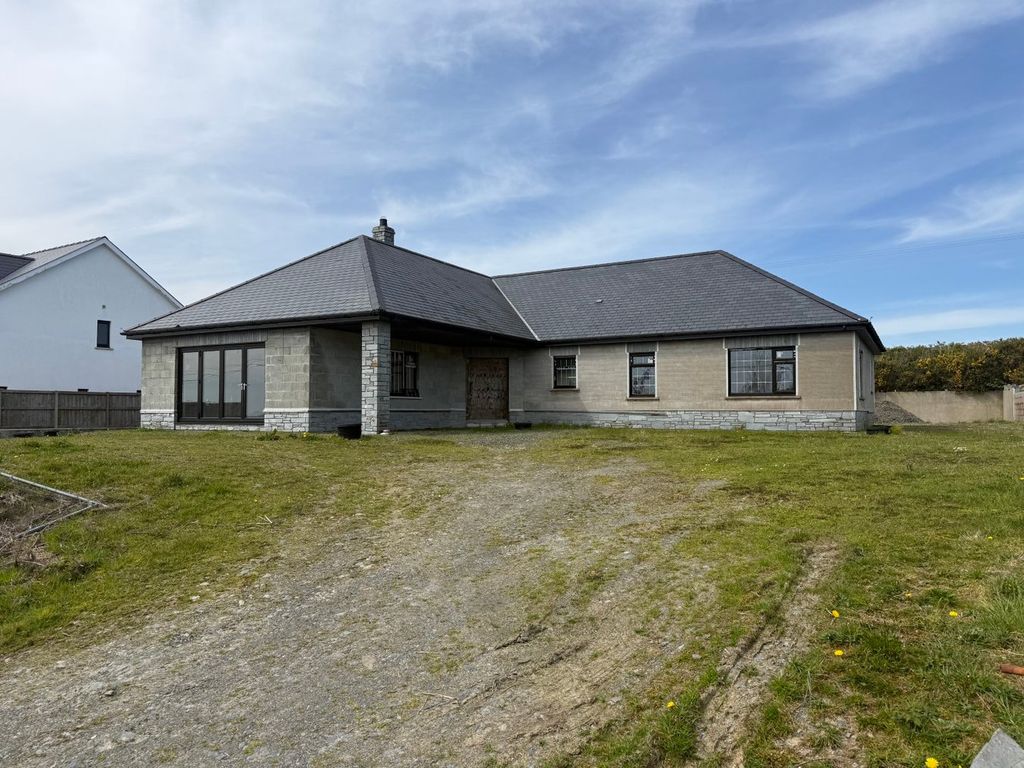 Property photo 1 of 35