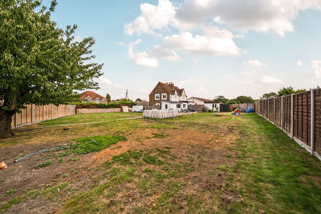 Property photo 3 of 21 1511685-6-6A8Edad...