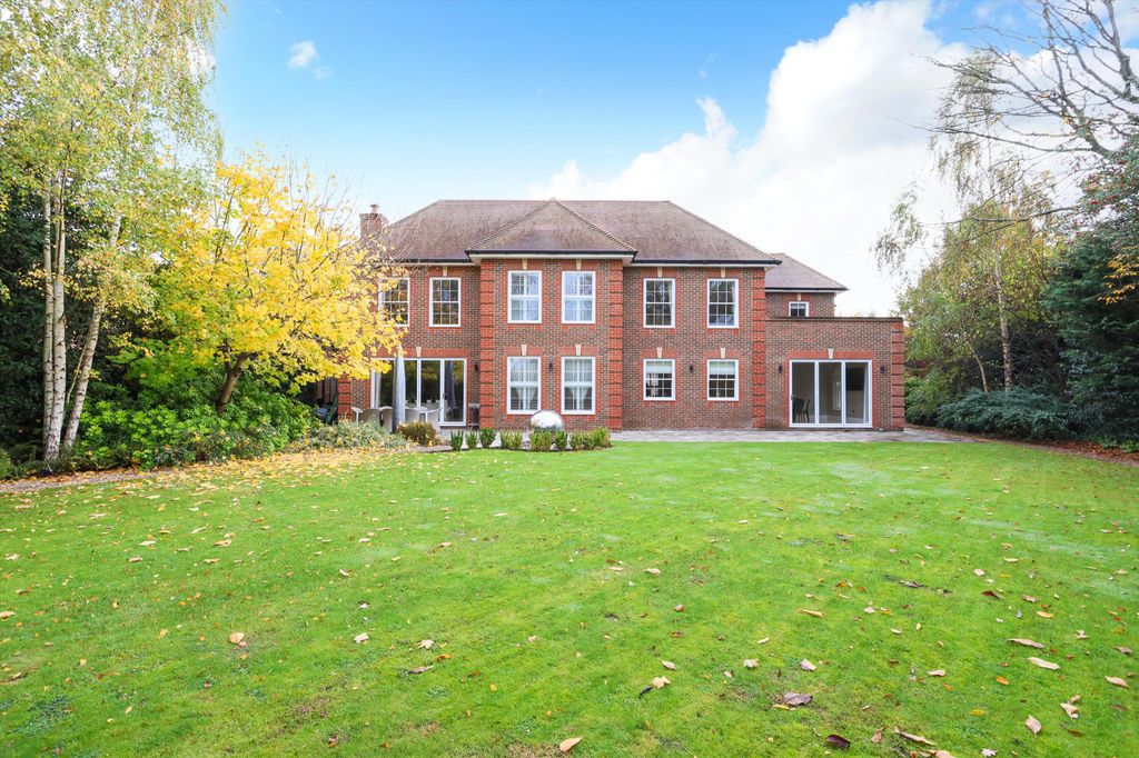 Property photo 2 of 21 Image