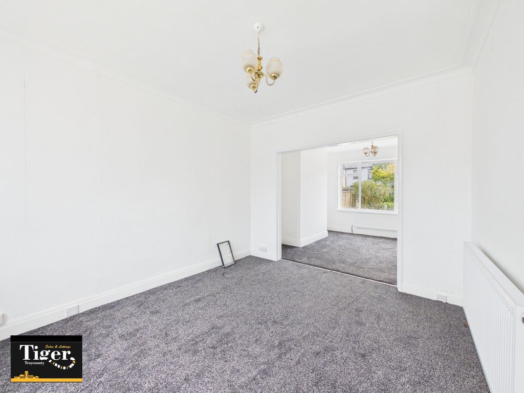 Property photo 1 of 13 Cam03440G0-Pr0639-Still001