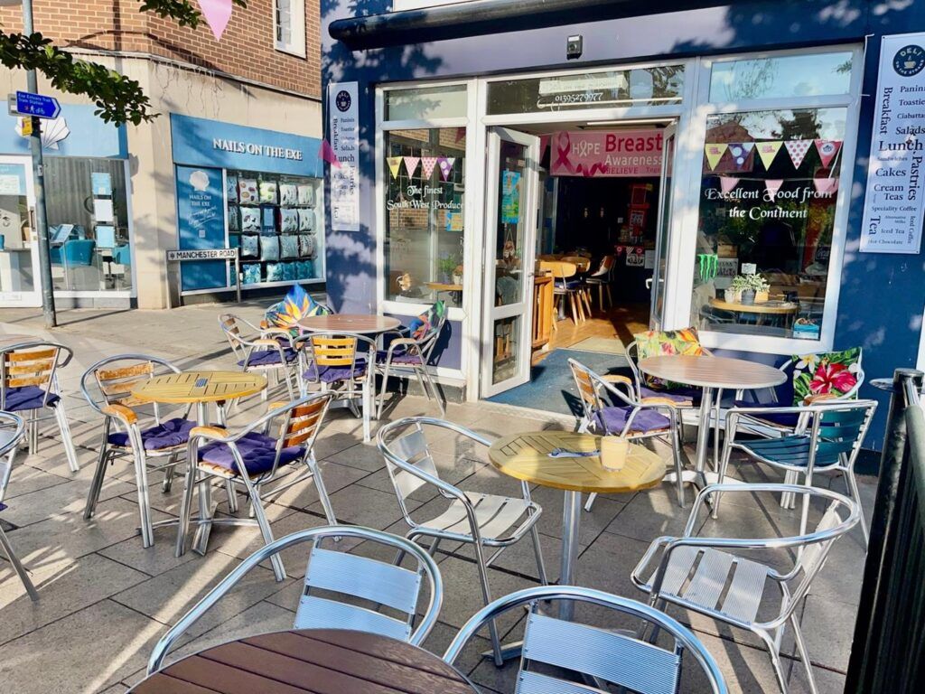 Property photo 2 of 12