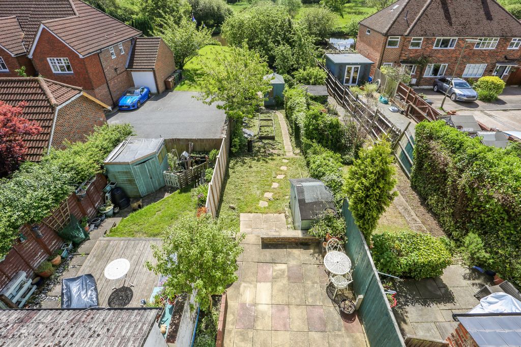 Property photo 3 of 25