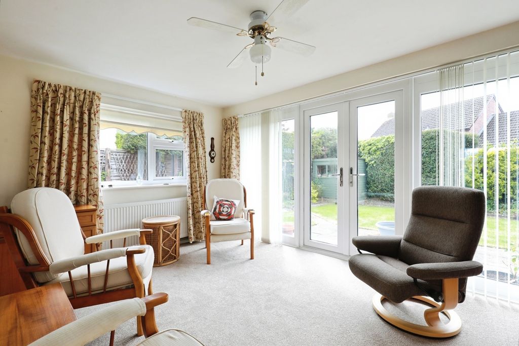 Property photo 2 of 19 Pbox-Img.Jpg