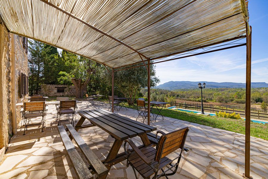 Property photo 3 of 28