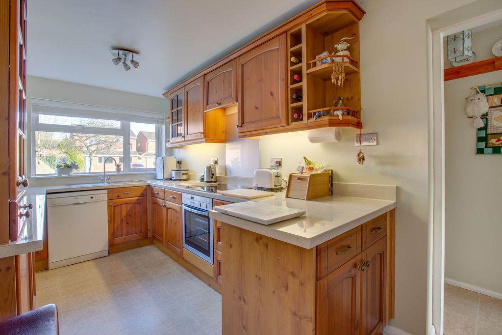 Property photo 3 of 13