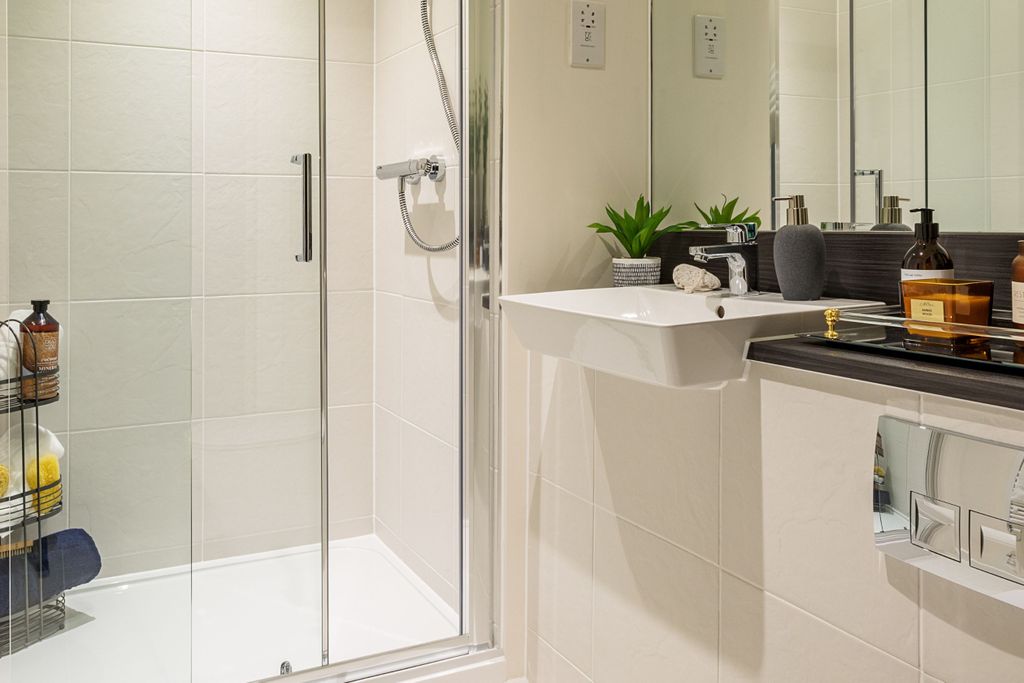 Property photo 3 of 5 Bathroom