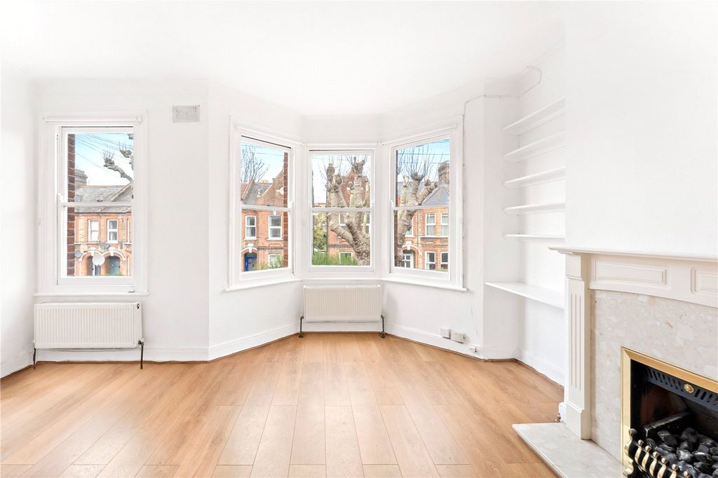 Property photo 3 of 12 Picture No. 36