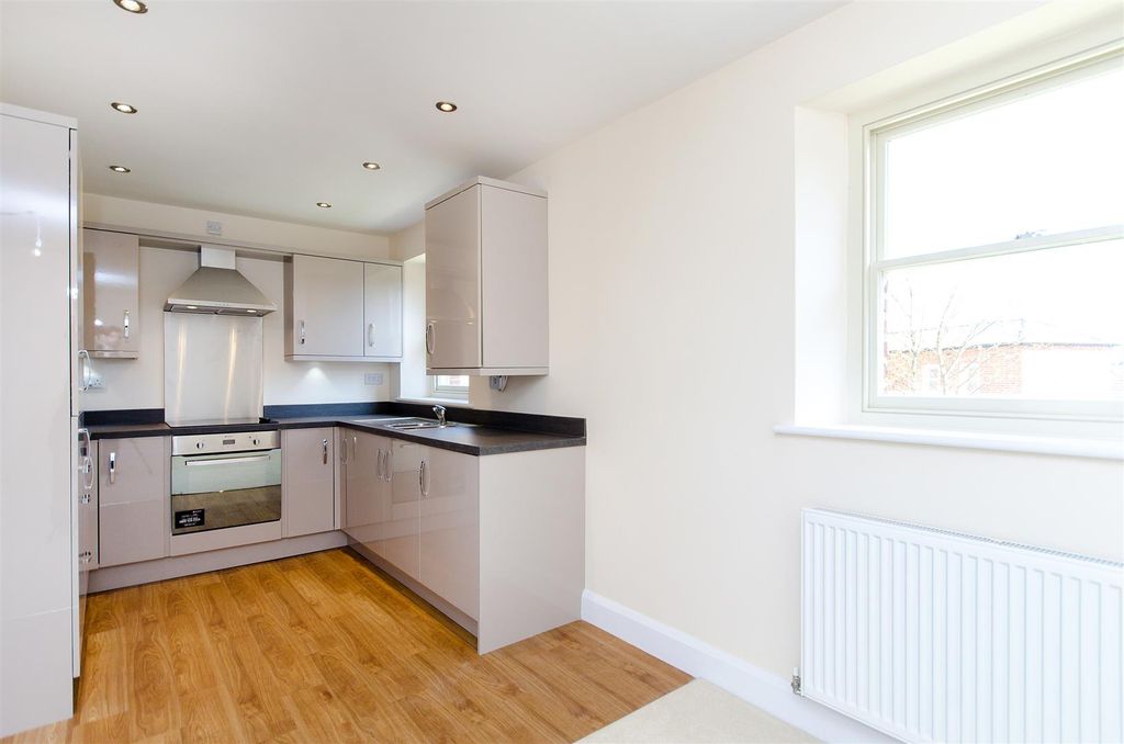 Property photo 2 of 10 054.Jpg