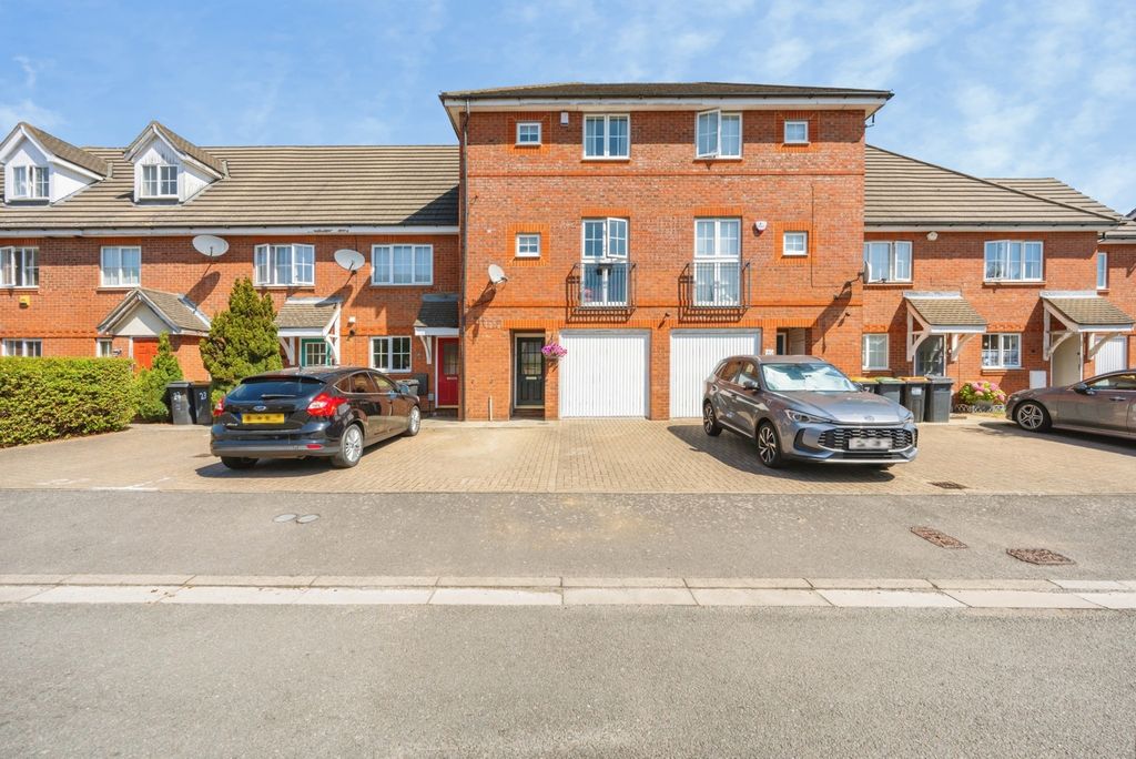 Property photo 1 of 20 Pbox-Img.Jpg