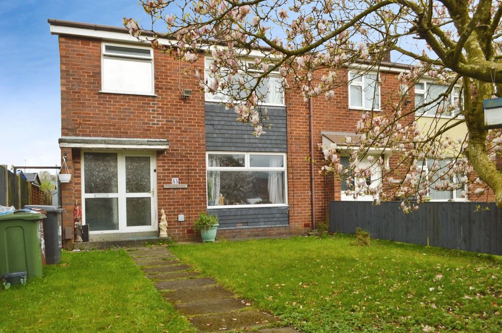 Property photo 1 of 9 Front (Exterior)