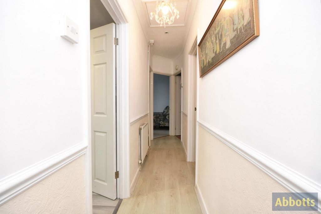 Property photo 2 of 16 Pbox-Img.Jpg