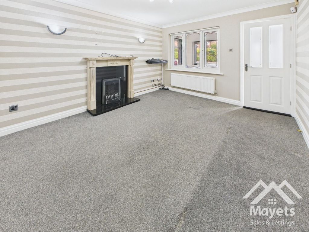 Property photo 2 of 30