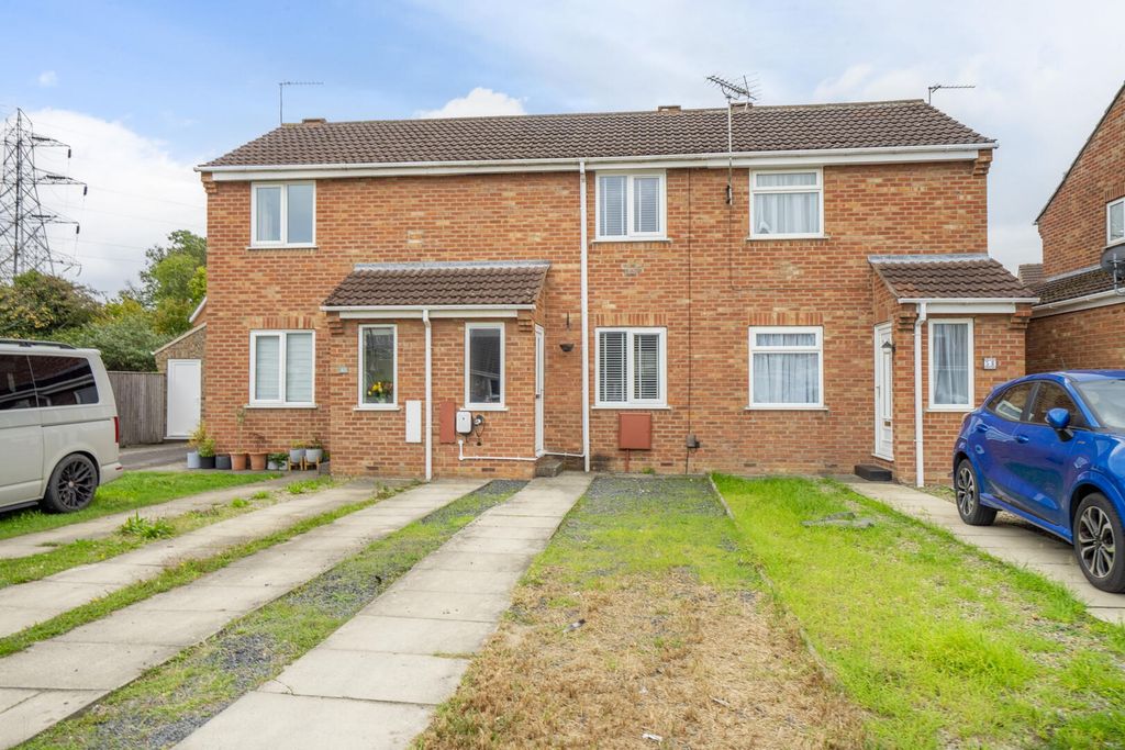 Property photo 1 of 13 Front (Exterior)